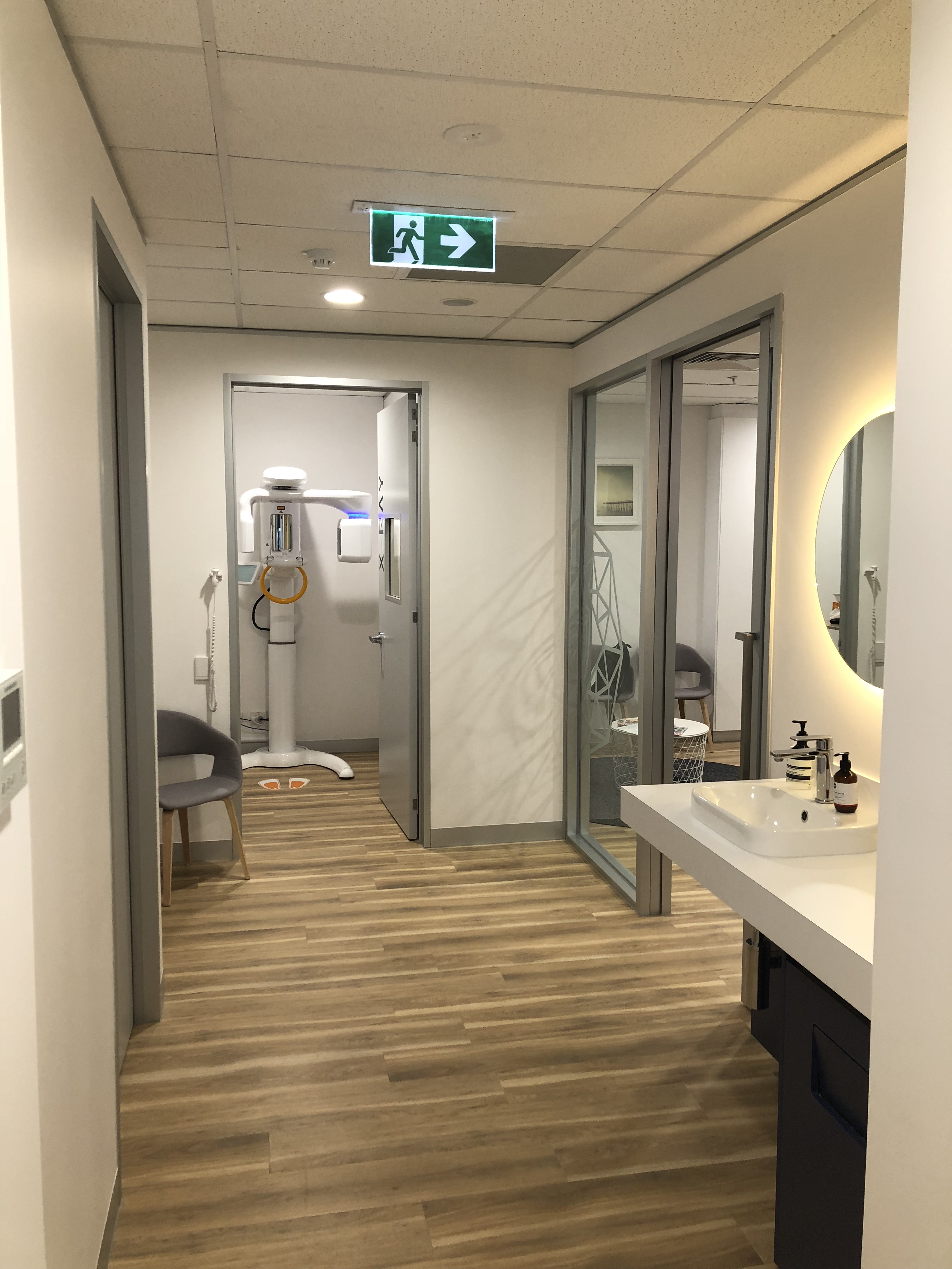 best dental clinic - wisdom teeth professionals - sydney