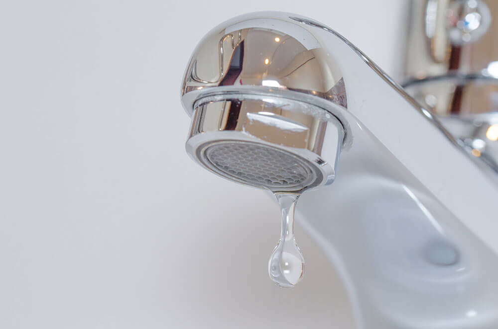 Repair dripping faucet in Palm Beach county, Florida Repair dripping faucet in Palm Beach county, Florida
