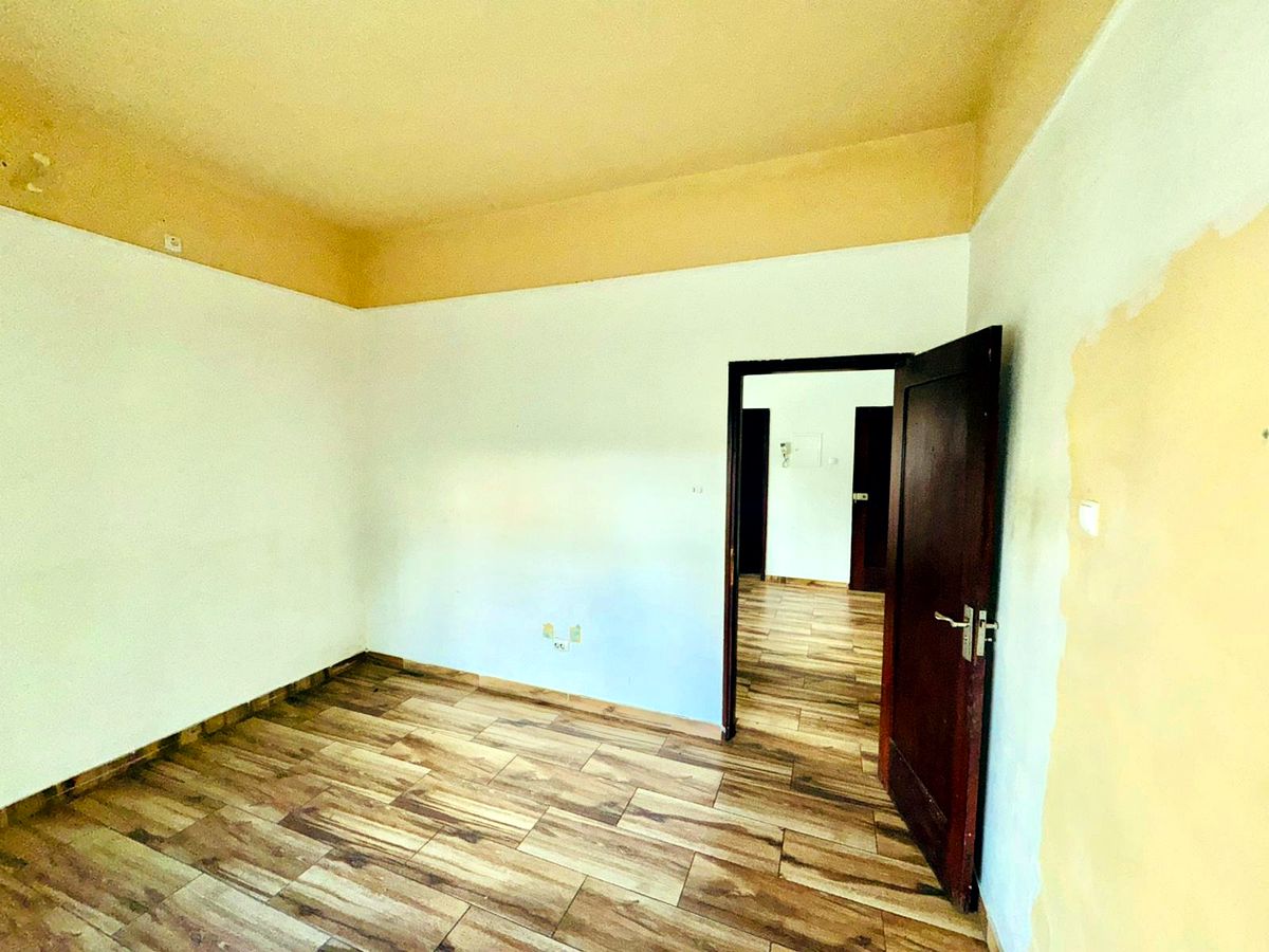 VENDE-SE APARTAMENTO T2 R/C BAIRRO CENTRAL PRÓXIMO AO KFC PONTO FINAL.