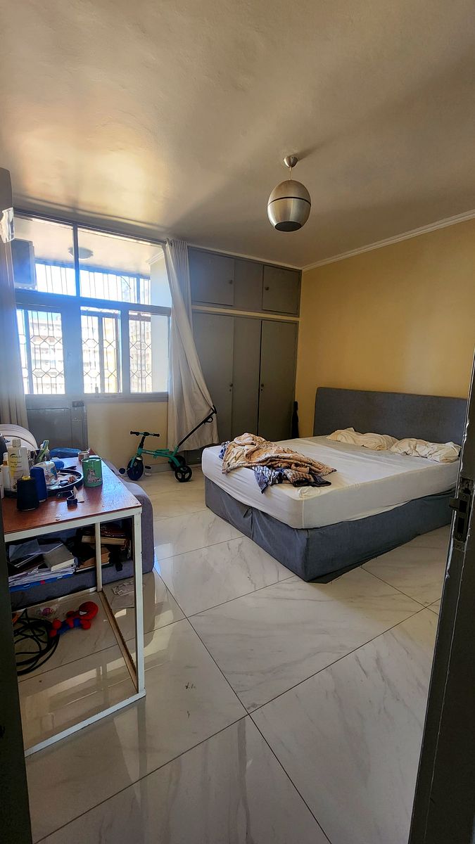 ARRENDA-SE APARTAMENTO T3, 3WC'S, 6° ANDAR S/ELEVADOR, BAIRRO CENTRAL PRÓXIMO À IGREJA NA PANDORA.