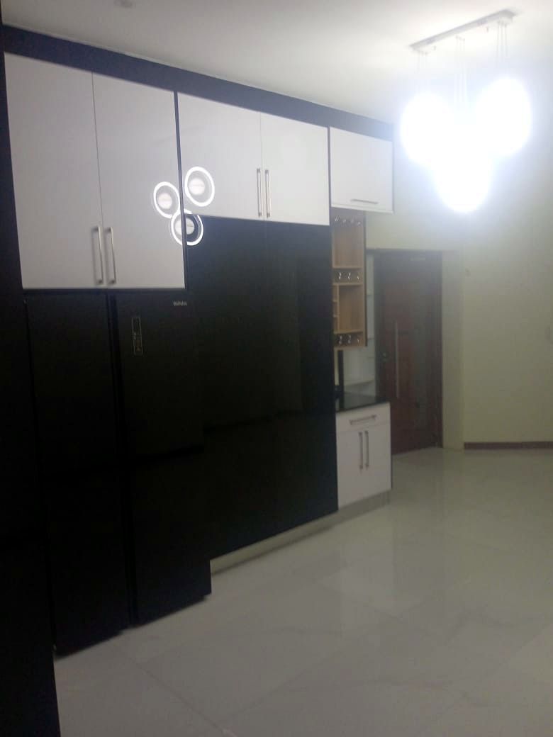 ARRENDA-SE MORADIA T3 MOBILADA,3 SUÍTES, ANEXO COMPLETO, NA MATOLA 700!