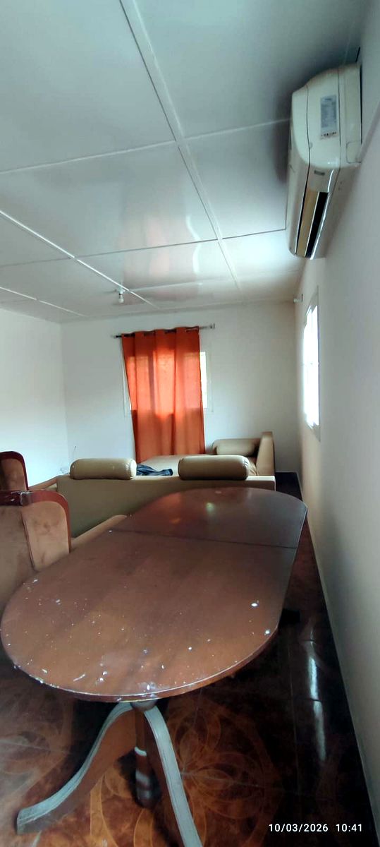 Moradia T3 com teto falso cobertura chapa