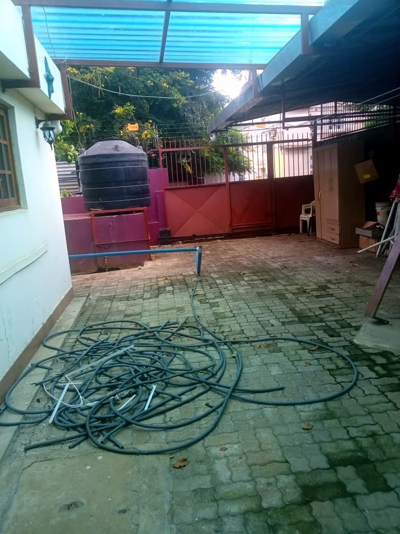 Arrenda-se Excelente Geminada R/C tipo 3, no bairro Polana.