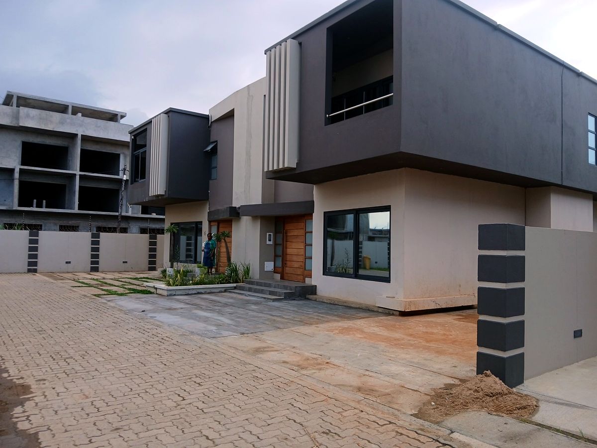 Arrenda se Moradia Tipo 3 n condominio Elite