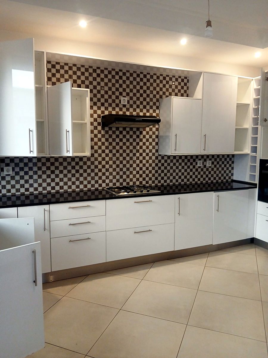 Arrenda se Moradia Tipo 3 n condominio Elite