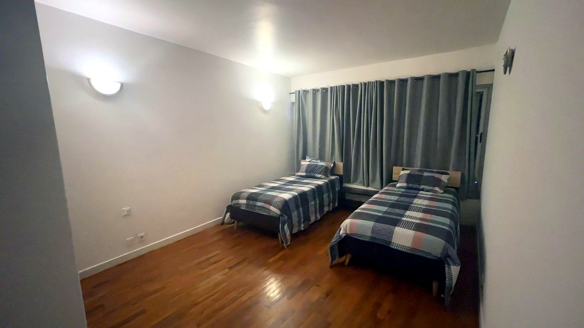 Vende-se Apartamento T3 Condomínio Shopping 24