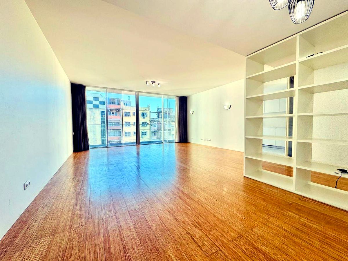 Apartamento T3 condomínio Platinum Av. Julius Nyerere. Excellent 3-bedroom apartment