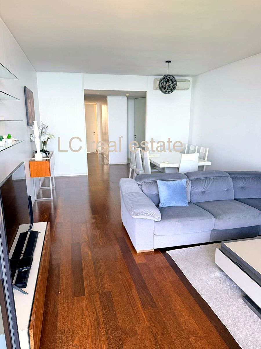 Arrendo apartamento T2 com moveis no condomínio JN Julius nyerere