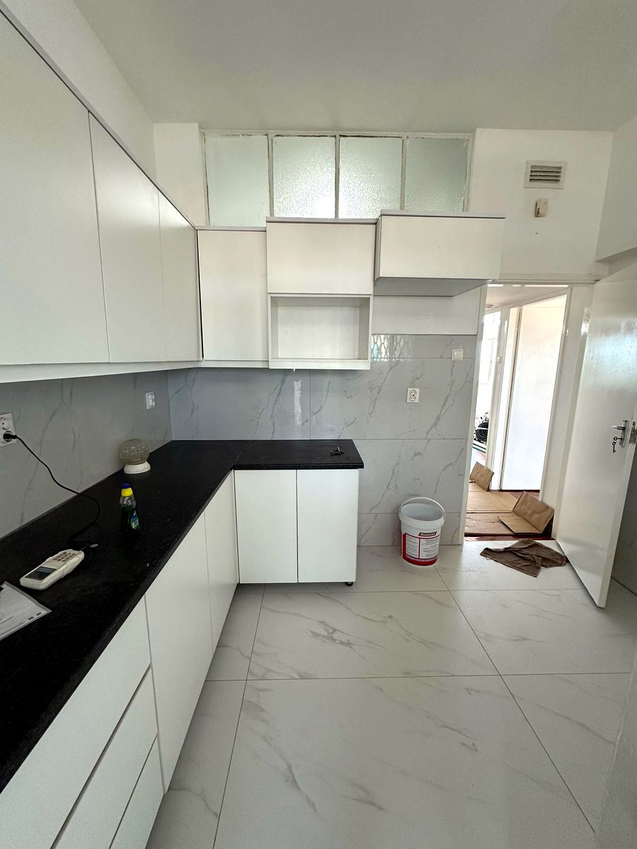 Arrendo Apartamento Tipo 2 na Julius Nyerere prédio sheik