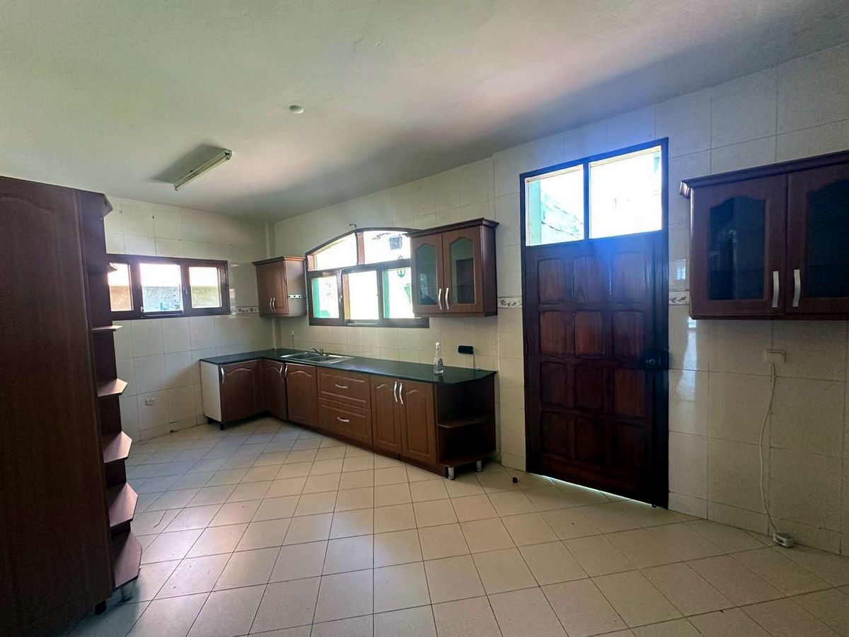 Vendo moradia  na sommershiild 2 palmar