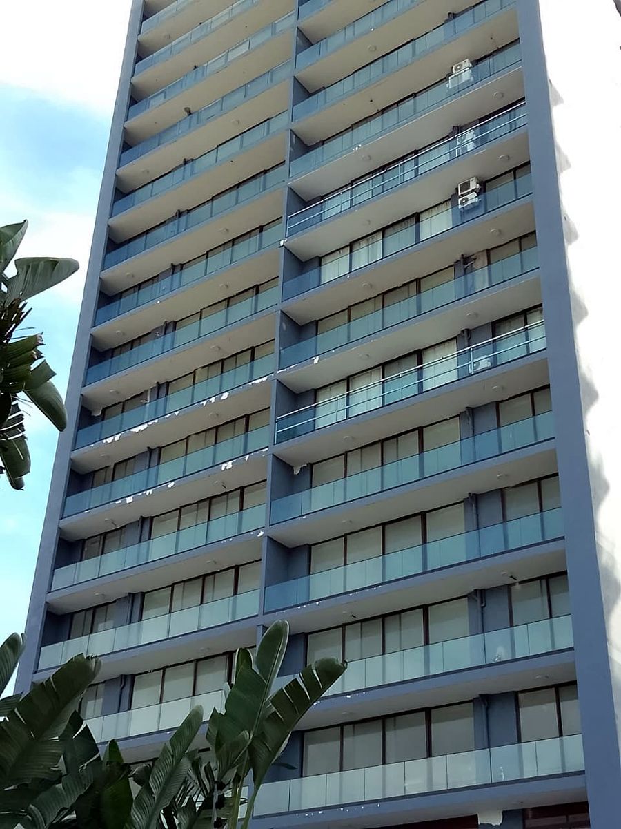 Vende-se Apartamento T3 Condomínio  Impala