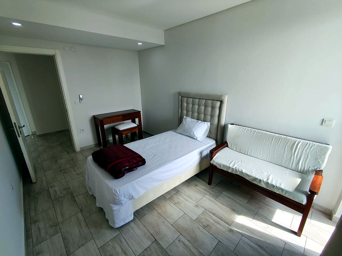 Apartamento Tipo 3 no condomínio Polana Plaza. Museu Próximo polana Shopping