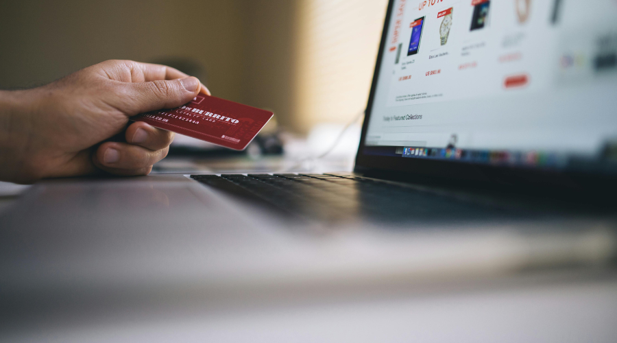 اكتشف أفضل الطرق لتعزيز مبيعاتك عبر الإنترنت باستخدام خدمات تطوير التجارة الإلكترونية المخصصة، وتحقيق نمو ملحوظ في أعمالك الرقمية.