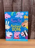 Peppa Pig: The Official Annual 2016 front cover
