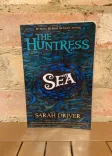 The Huntress: Sea front cover