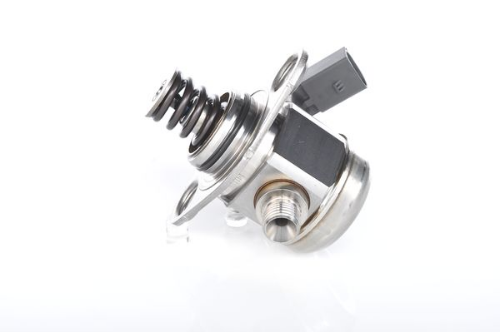 BOSCH 0 261 520 143 Yakıt Sistemi Yakıt Pompası - BMW 7 (F01, F02, F03, F04) uyumlu