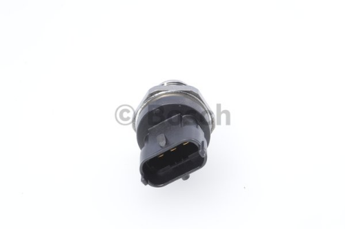 BOSCH 0 281 006 164 Yakıt Sistemi Yakıt Sensörleri & Valfleri - NEW HOLLAND T7 uyumlu