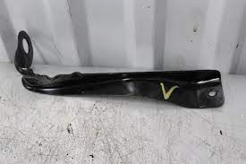 Beşik Tespit Parçası - RENAULT ORIJINAL - 8200804045