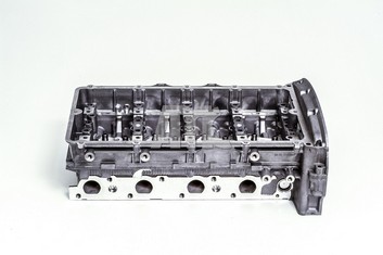 AMC 908268K Motor Külbütör Kapağı - FORD TRANSIT Minibüs/Otobüs (FD_ _, FB_ _, FS_ _, FZ_ _, FC_ _) uyumlu