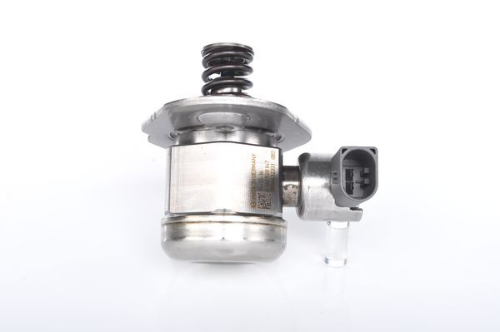 BOSCH 0 261 520 147 Yakıt Sistemi Yakıt Pompası - BMW 5 (F10) uyumlu