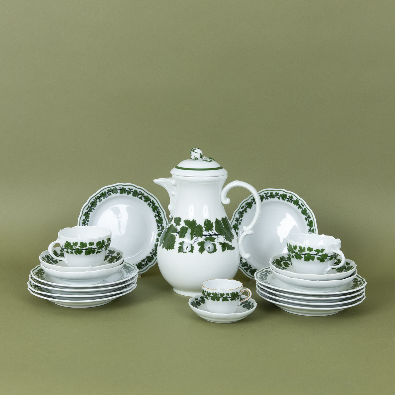 Coffee Service "Voller grüner Weinkranz"