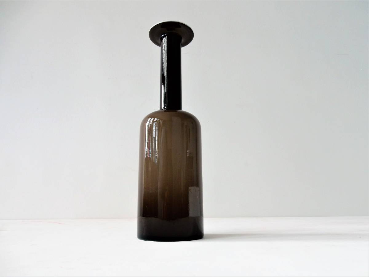 Brown Glass 'Gulvvase' by Otto Brauer