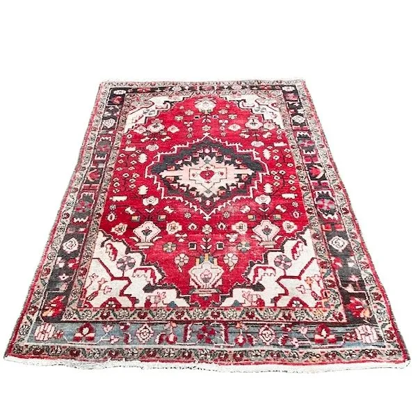 Vintage Persian Tabriz Rug 136 x 200 cm