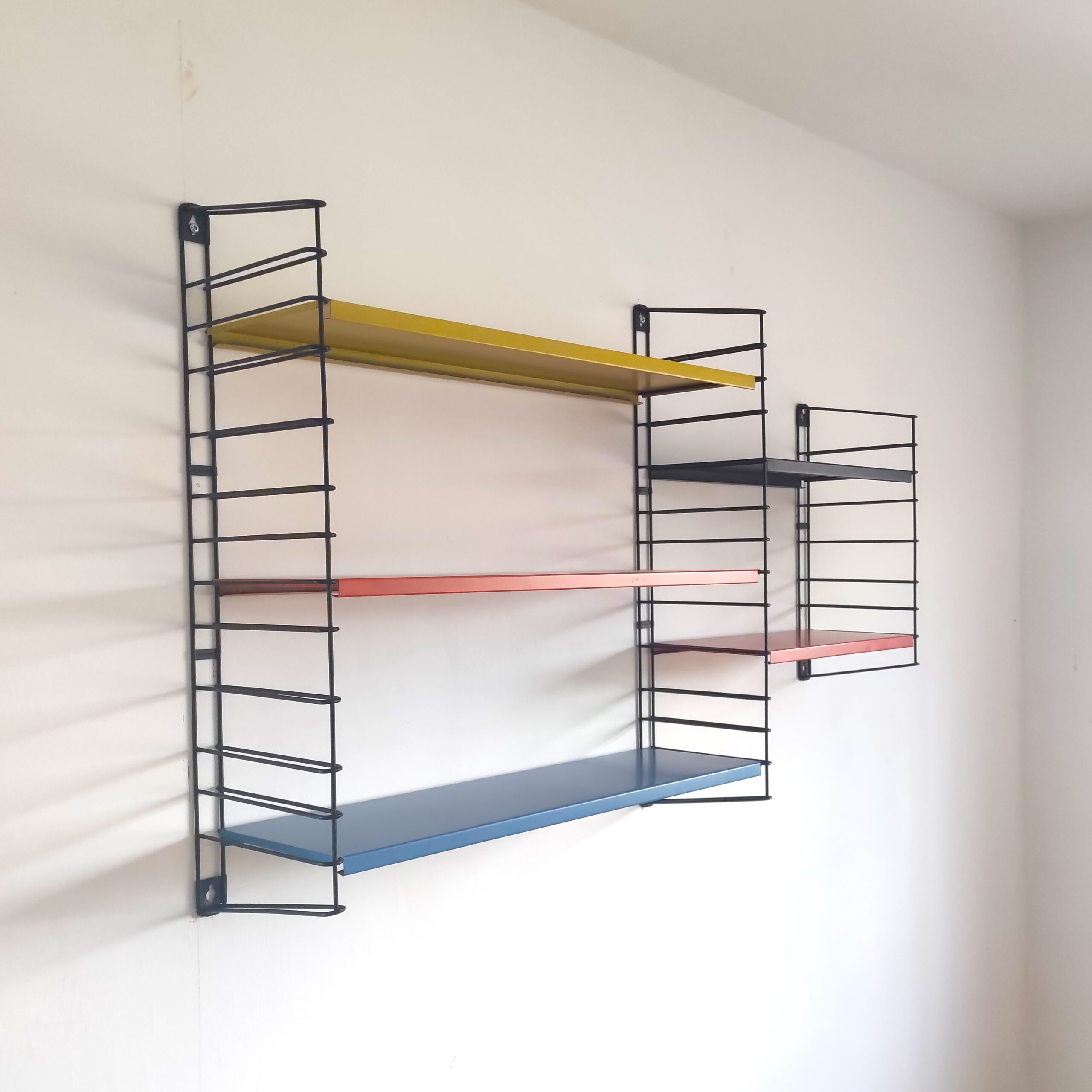 Tomado Wall Unit with Metal Shelves