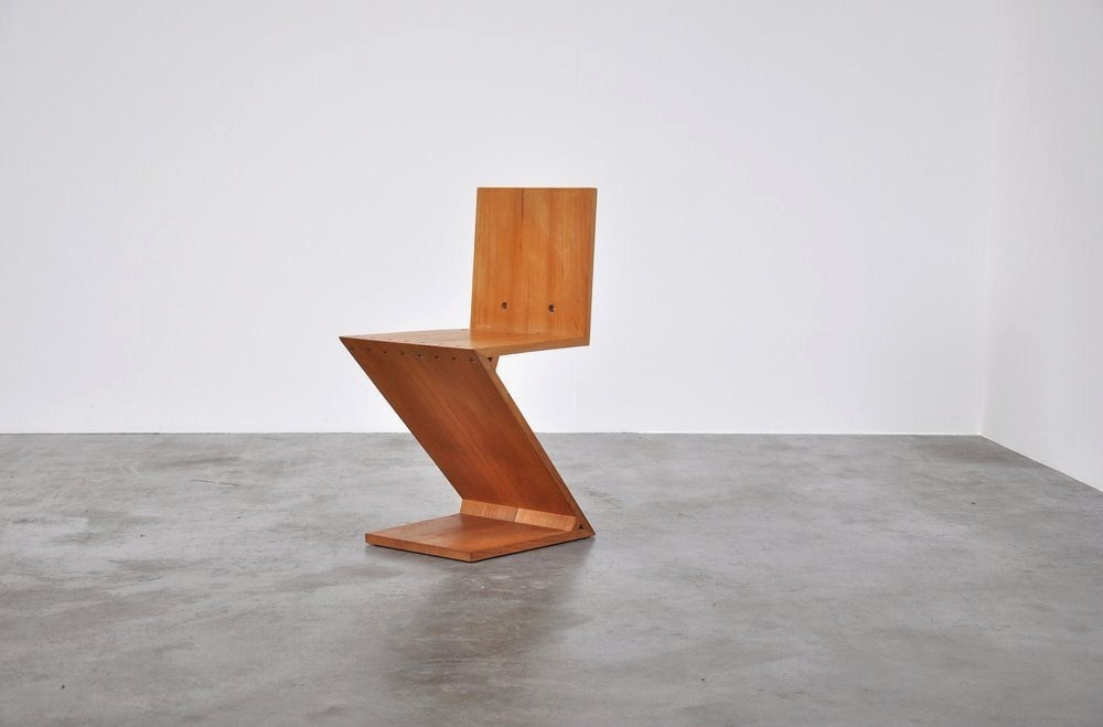 Zig Zag Chair by Rietveld