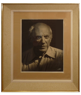 Signed Pablo Picasso Photograph