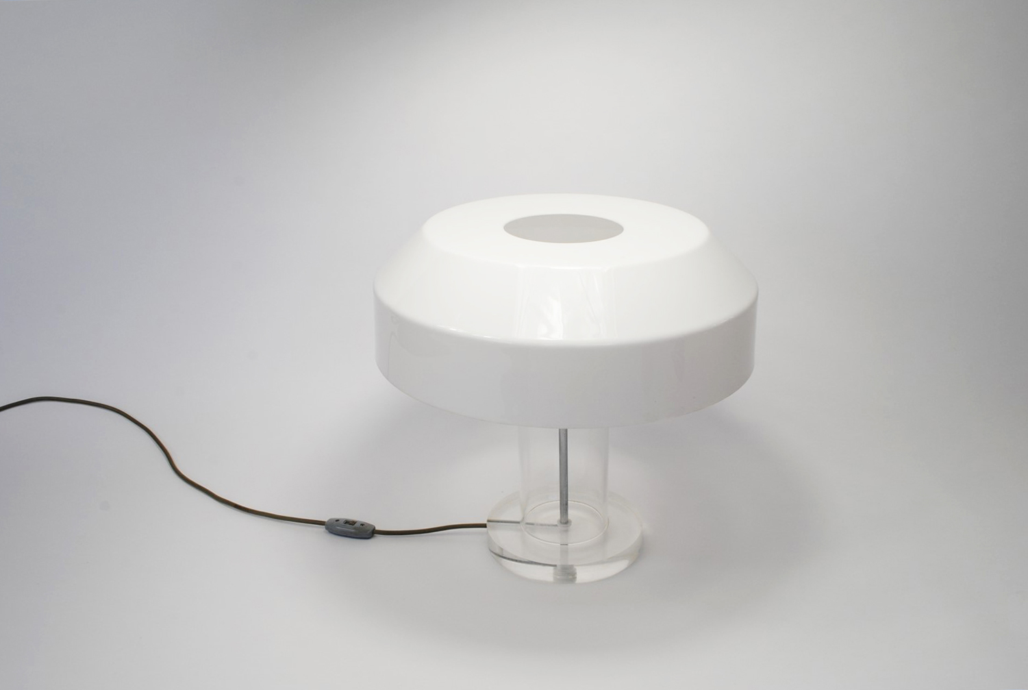 Aldo van den Nieuwelaar Table Lamp