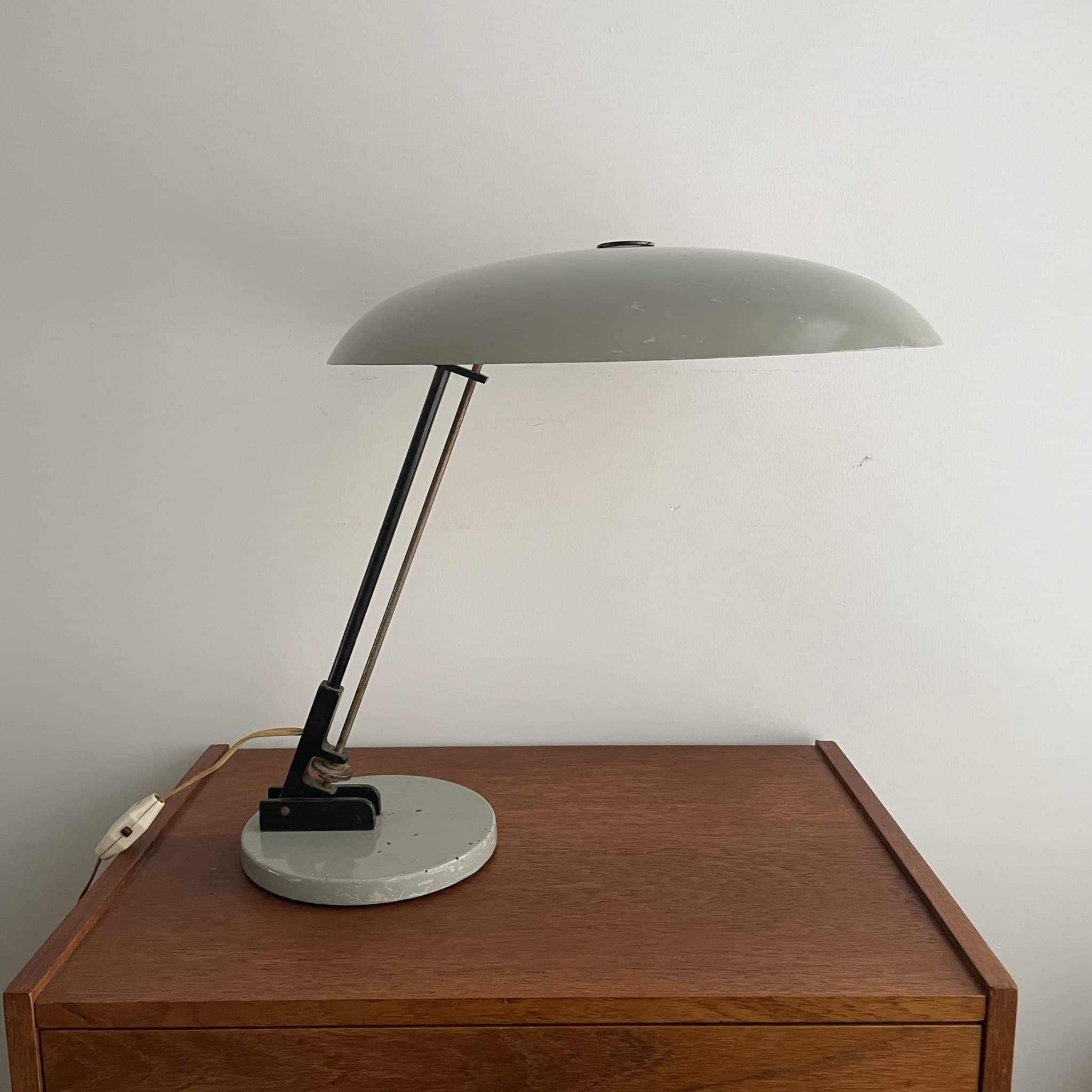 Mid-Century Saucer Table Lamp by Nedalo
