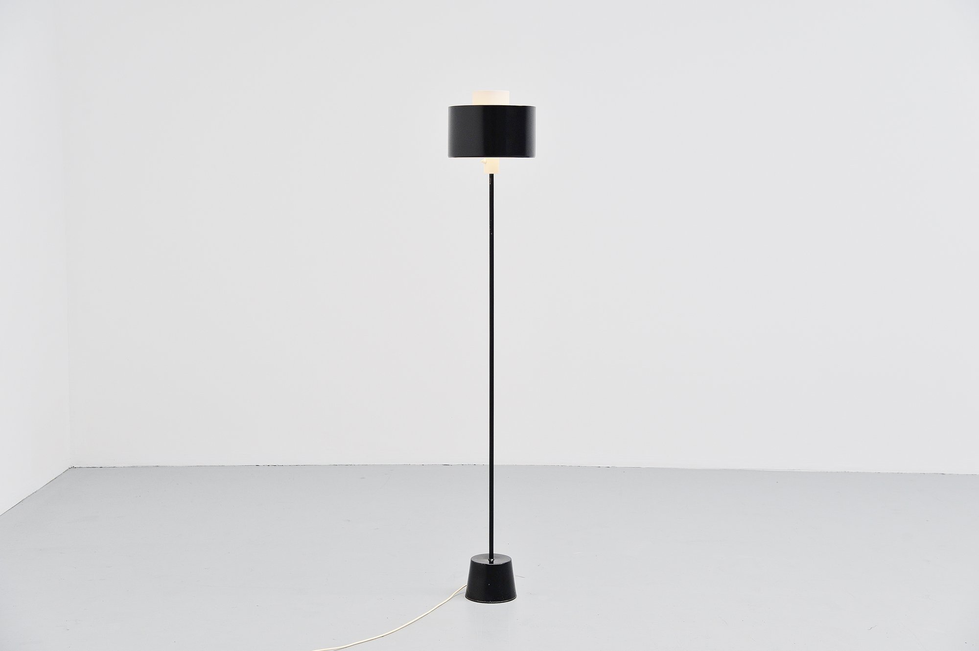 Gaetano Sciolari Stilnovo floor lamp
