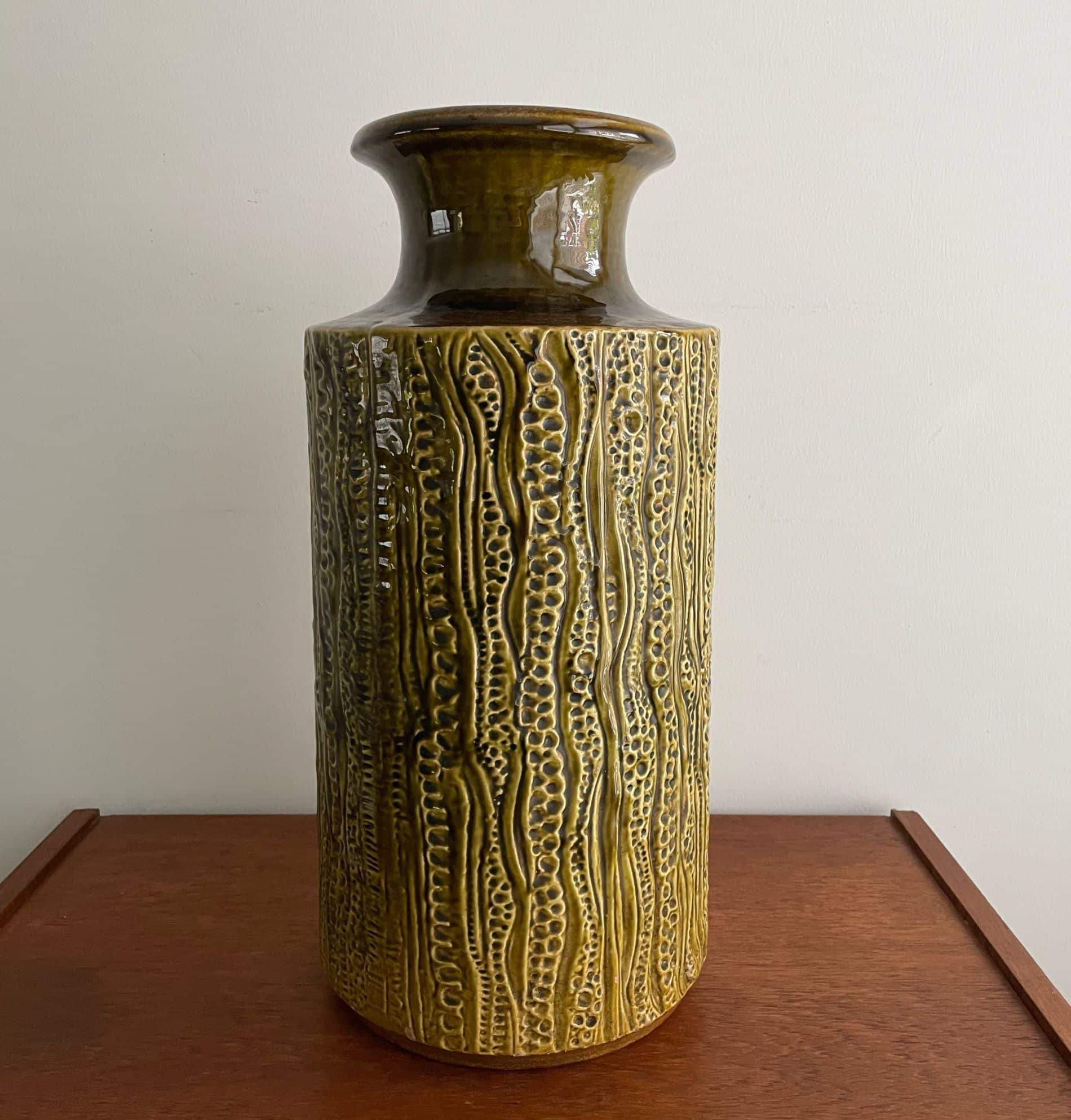 Large Carstens Tönieshoff Floor Vase