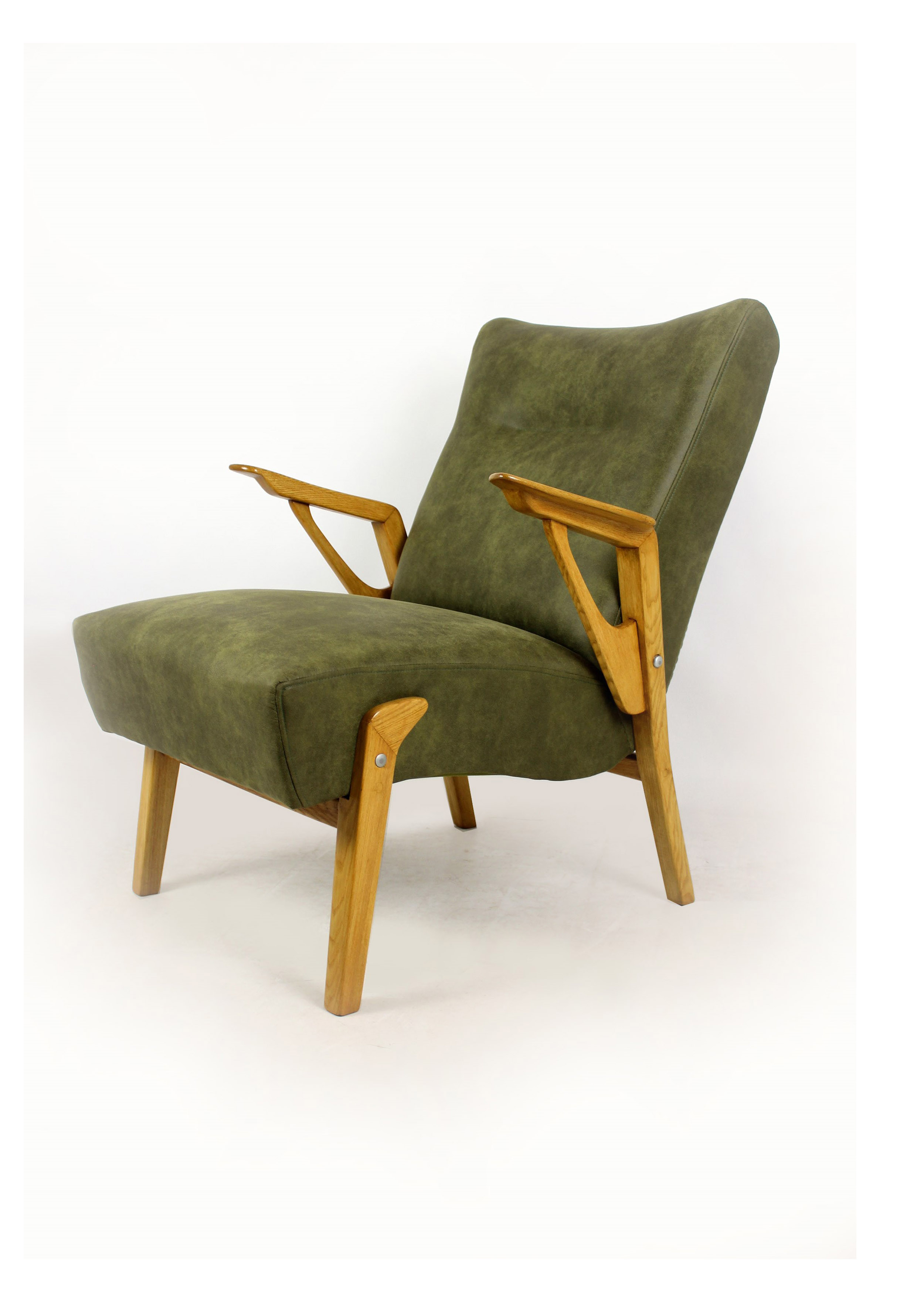 Armchair No. 692