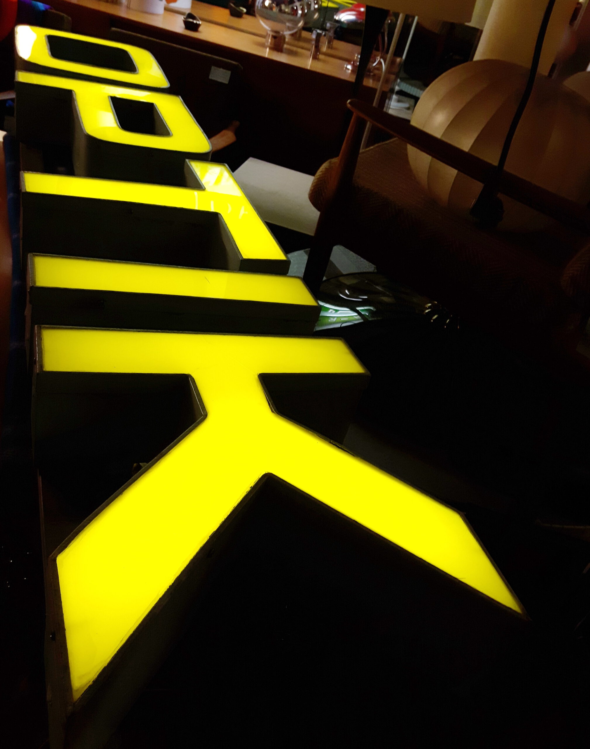 Neon Sign 'OPTIK'