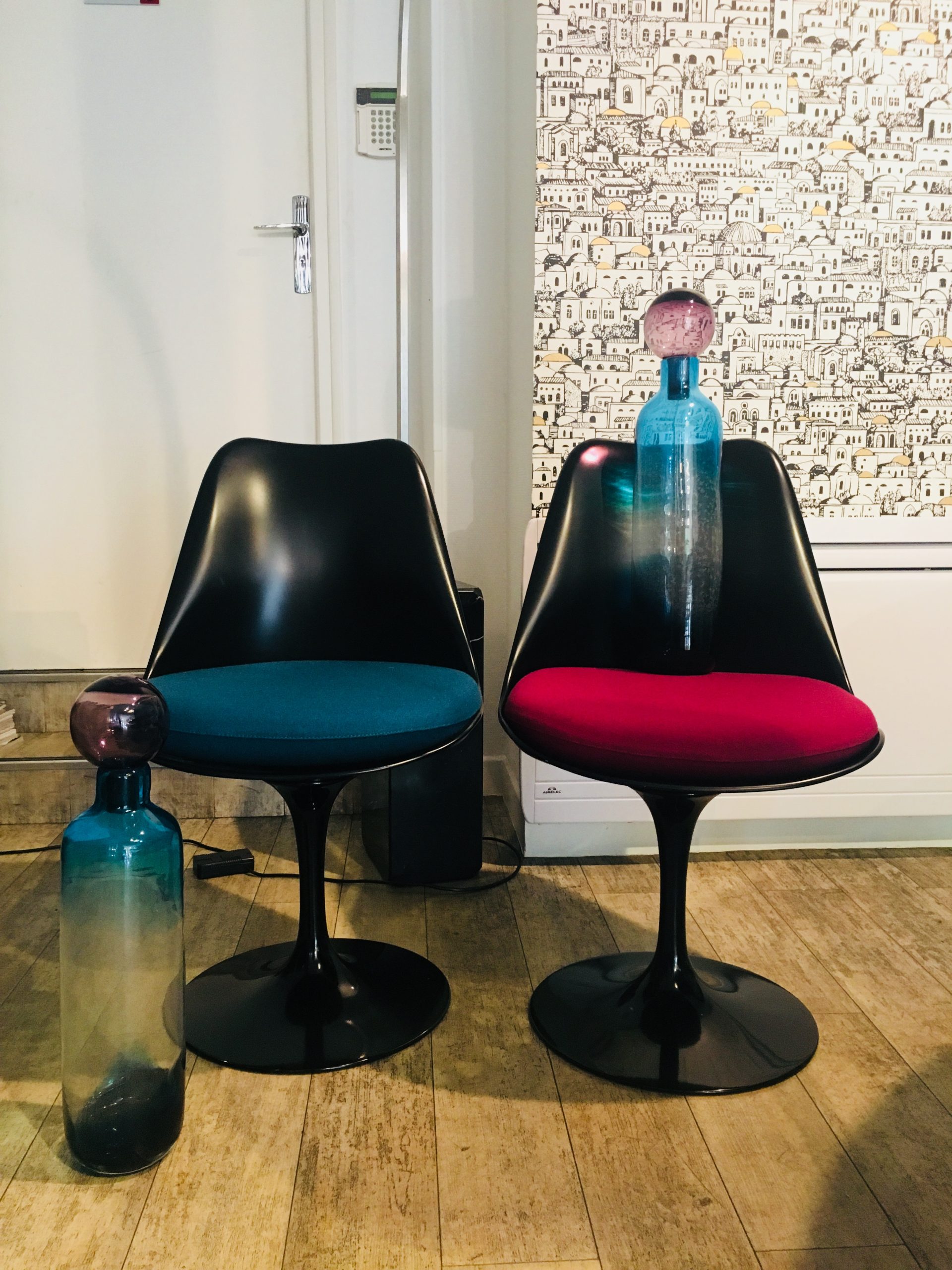 Pair of Tulip Chairs by Saarinen for Knoll
