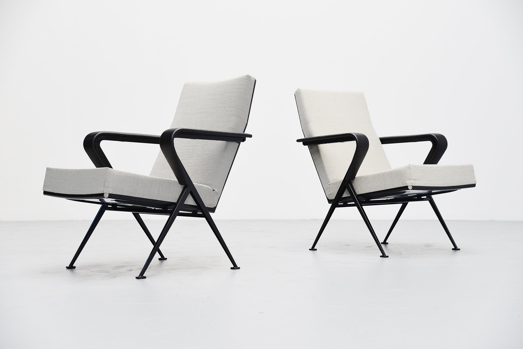 Pair of Repose Chairs by Friso Kramer