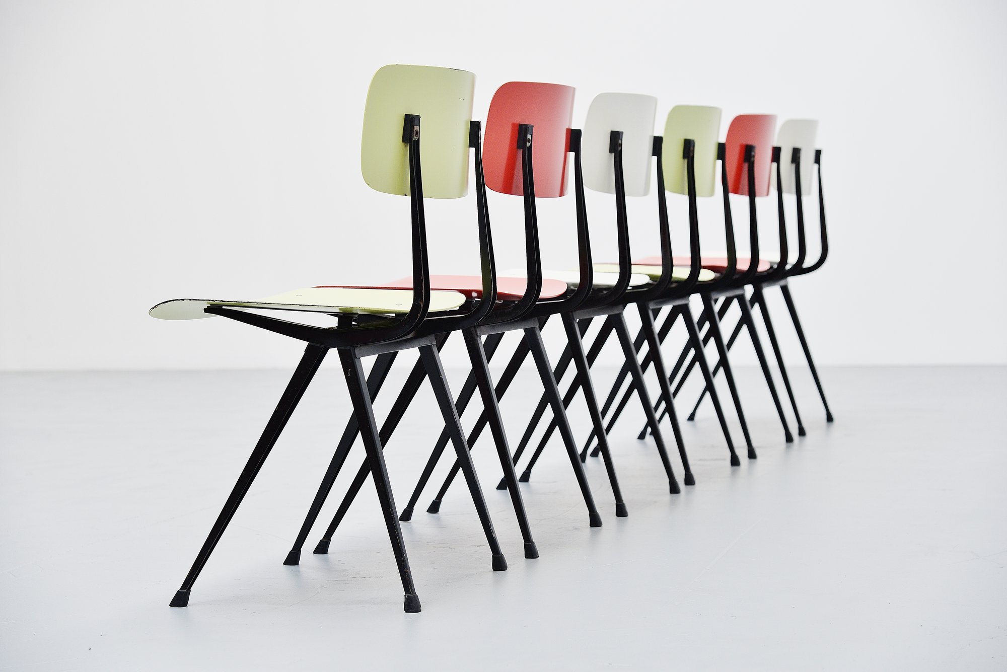 Set of 6 Result Chairs