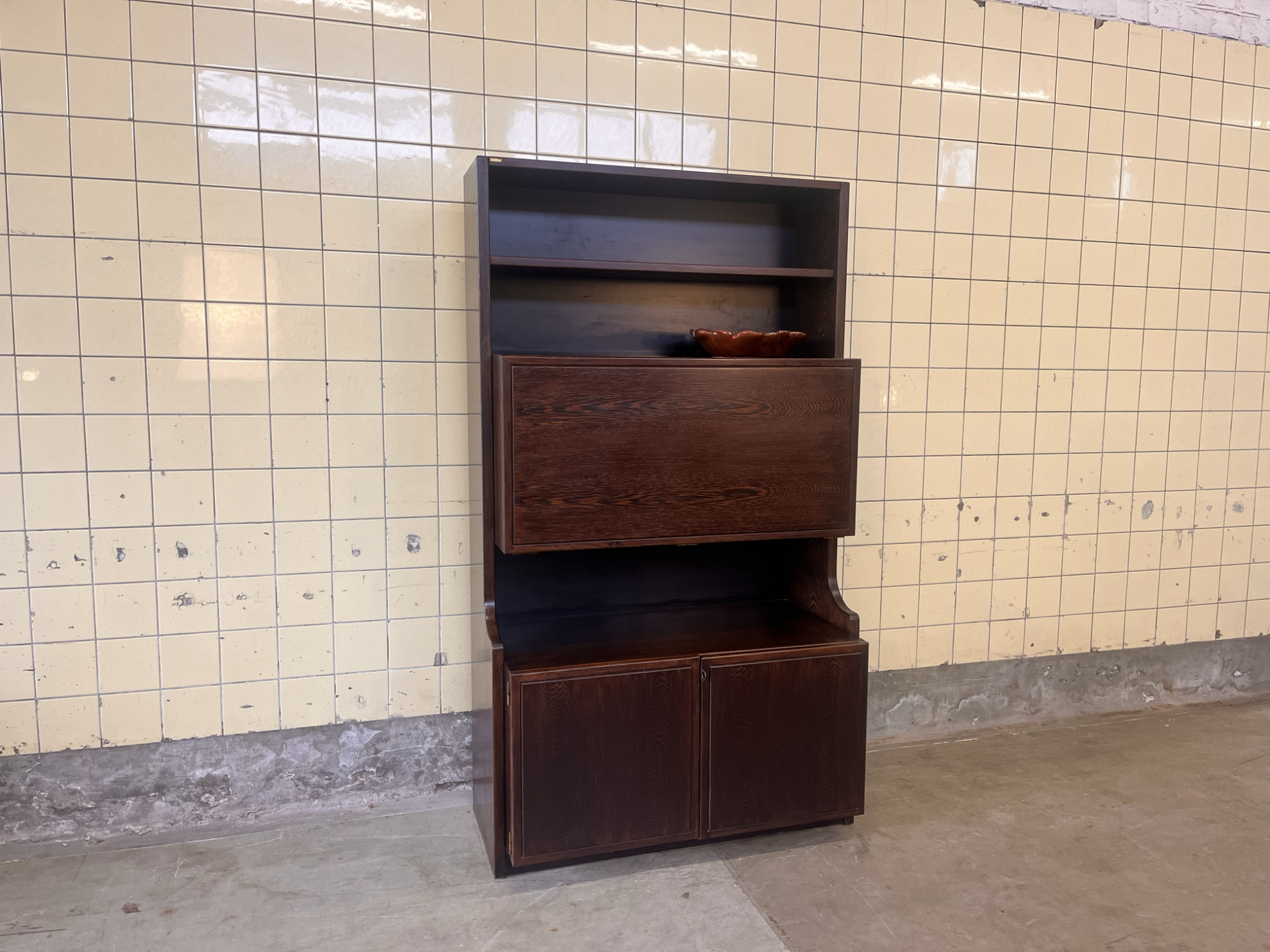 Van den Berghe-Pauvers Bar Cabinet