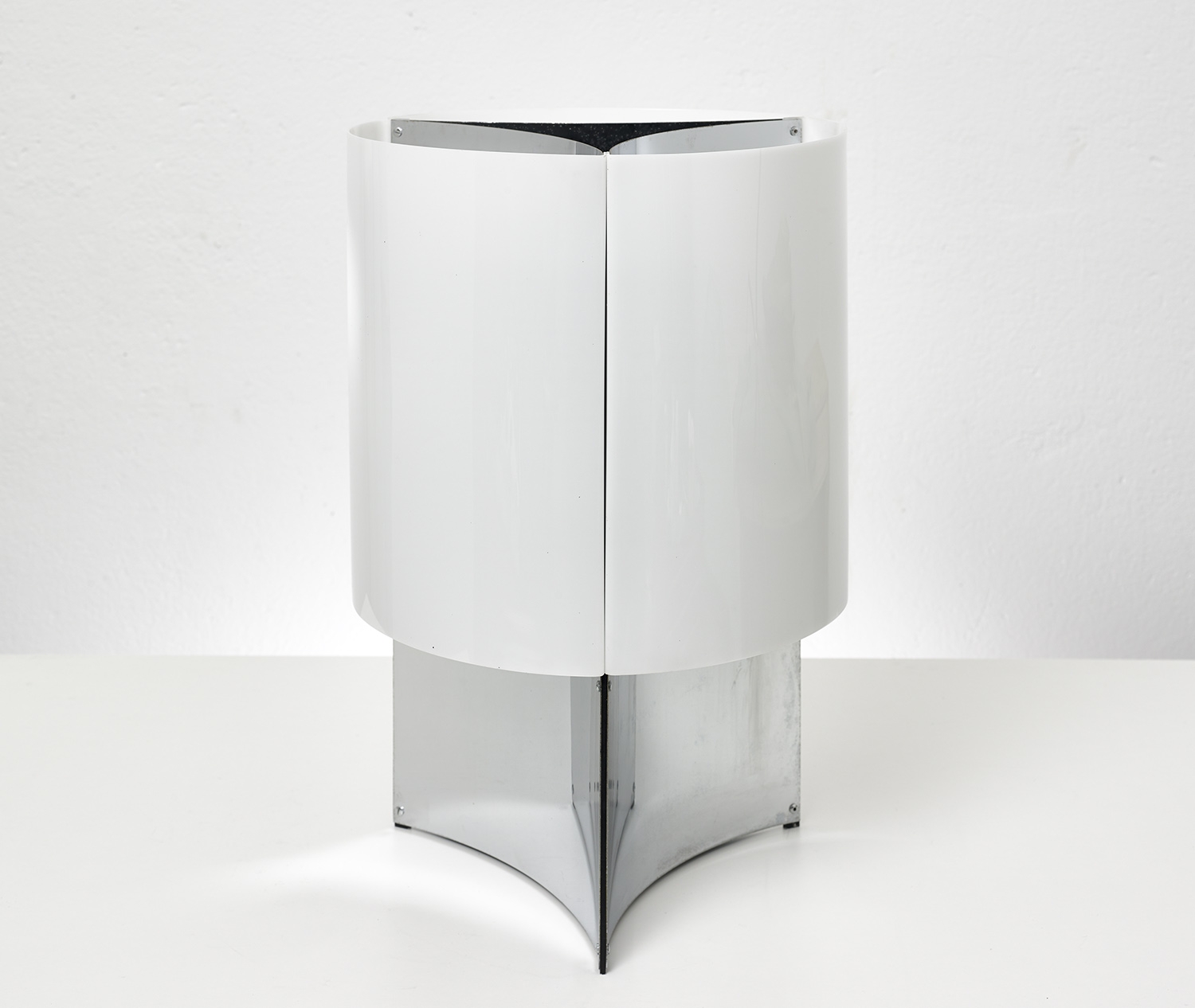 Table lamp 526G by Lella & Massimo Vignelli for Arteluce 1965