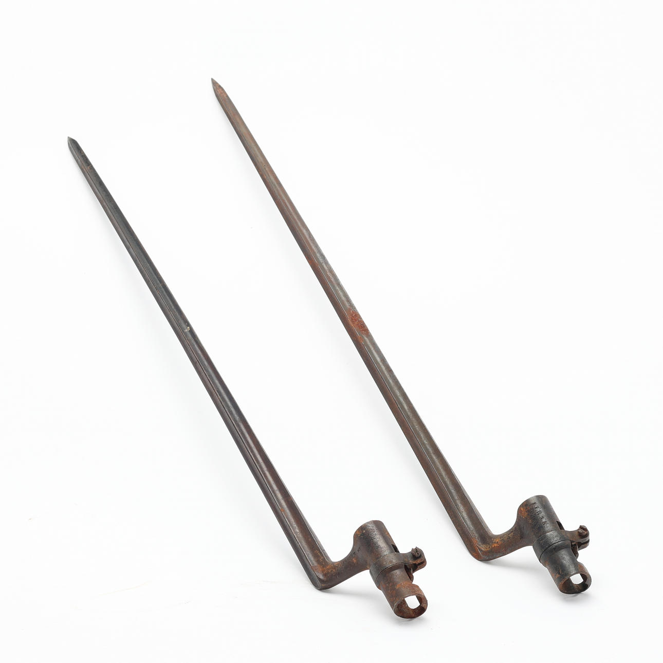 Bayonets, 2 pieces