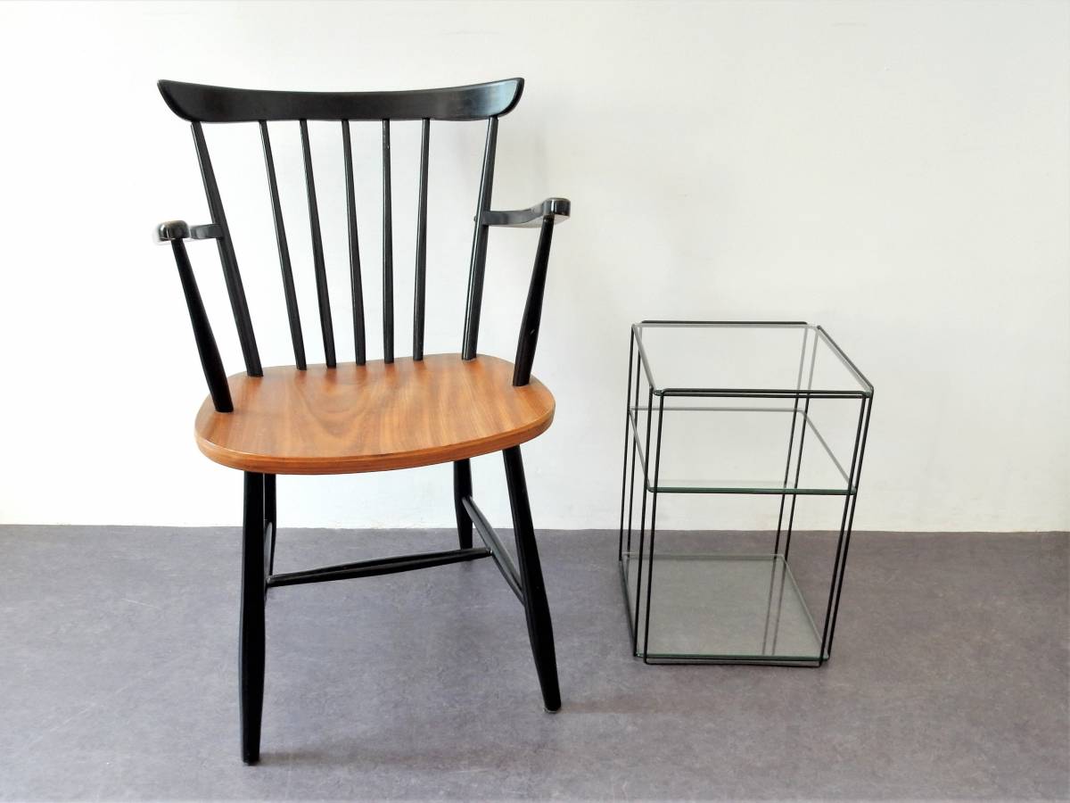 Isocele Side Table by Max Sauze
