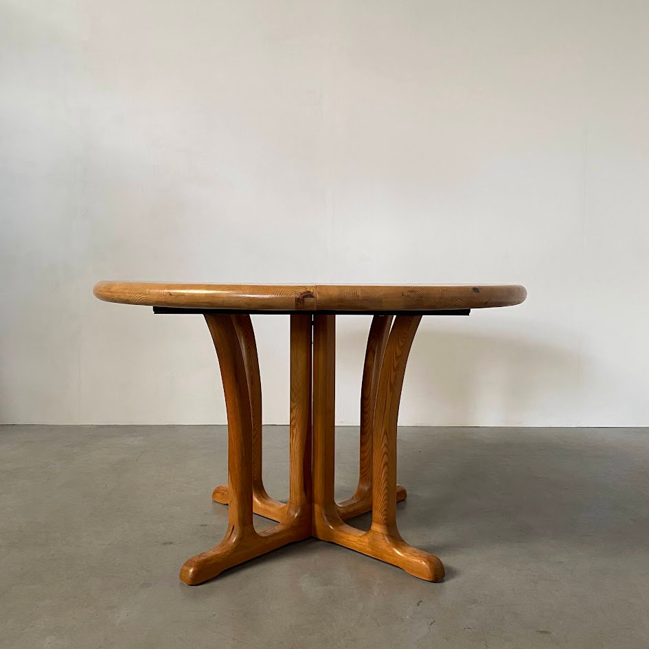 Extendable Pine Dining Table