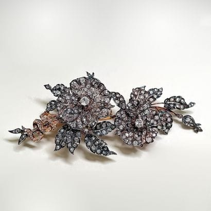 Trembleuse Brooch with Two Roses