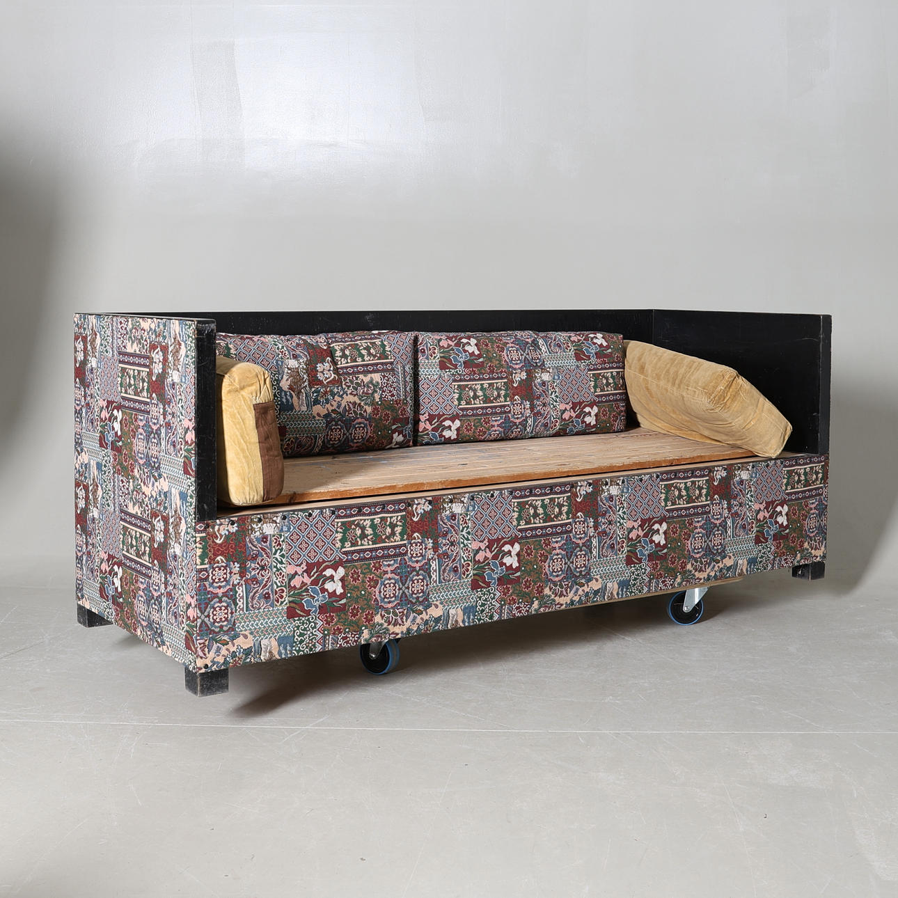 Kitchen/Sofa Bed