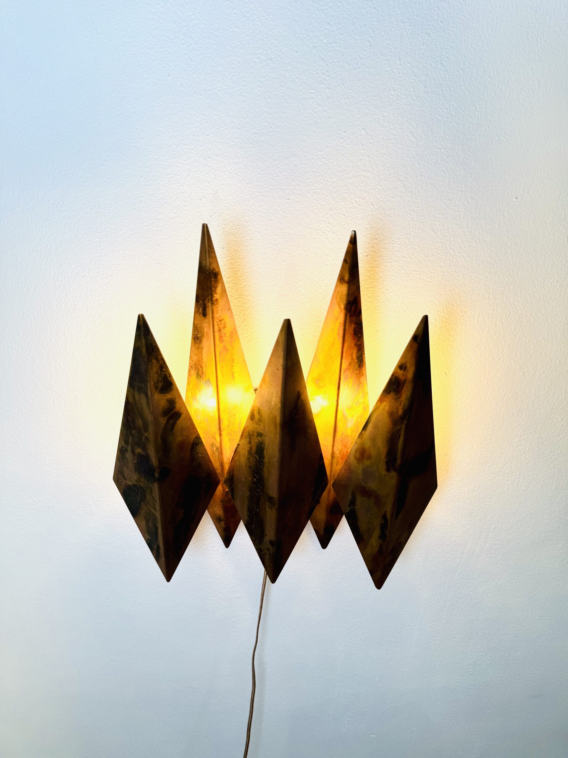 Model 5160 Brutalist Wall Light