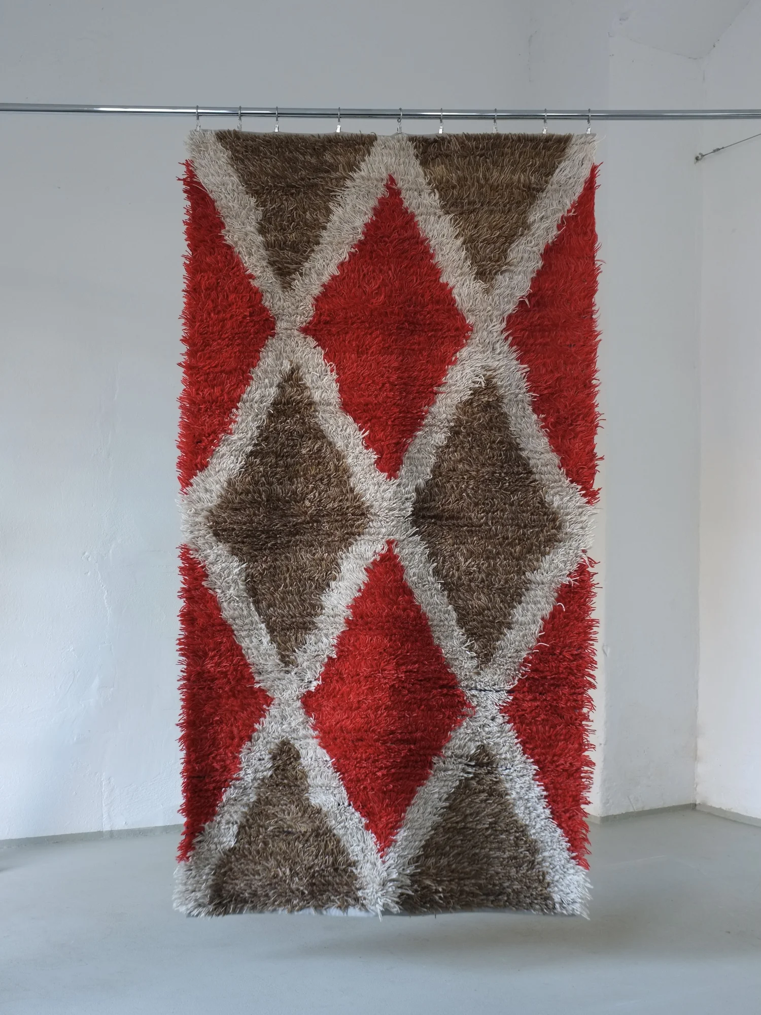 Scandinavian Red Rhombus Rya Rug