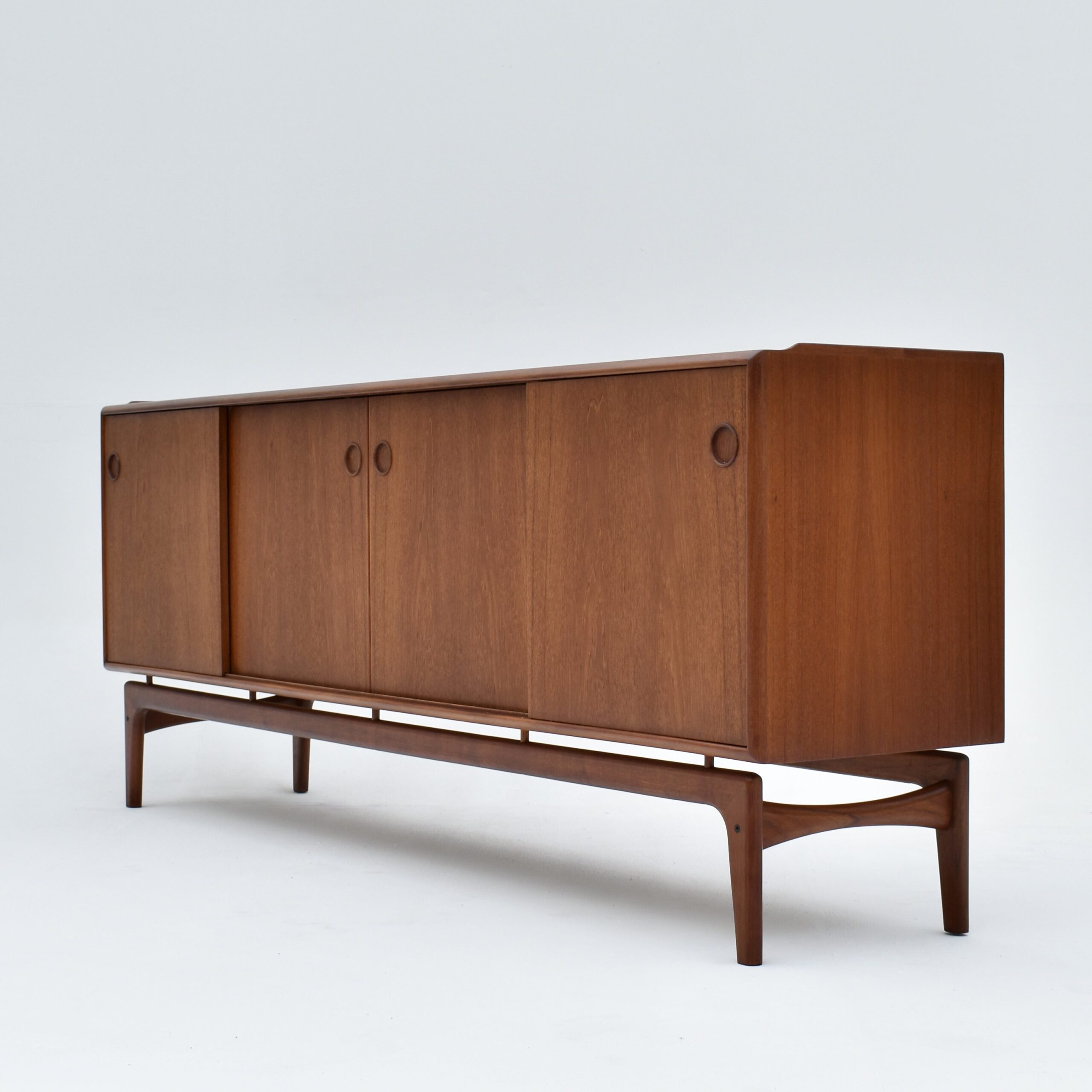 Arne Hovmand Olsen MK189 Sideboard