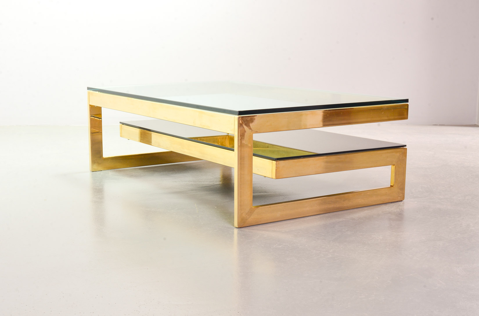 Belgo-Chrom Architectural G-Table 23-Carat Goldplated with Glass Tops. Belgium, 1970s. Ref.: CT009